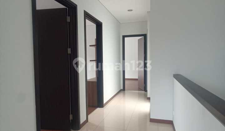 Disewakan Rumah di Lakewood Navapark Bsd City 2