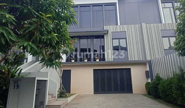 Dijual Cepat Rumah di Lakewood Nava Park Bsd City