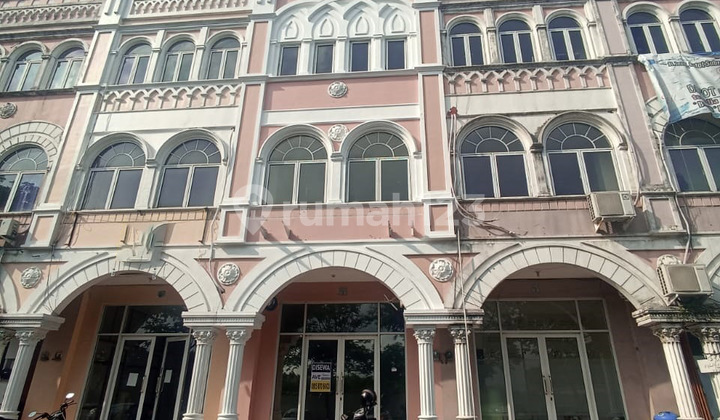 Dijual Cepat Ruko Alicante 3 Lantai Gandeng Hadap Jalan