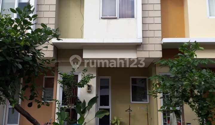 Dijual Cepat Rumah di Cluster Virginia Village 2 Lantai 
