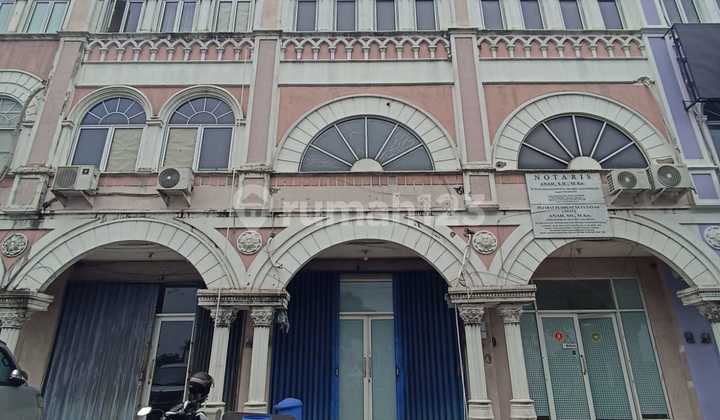 Dijual Cepat Ruko Alicante 3 Lantai Hadap Jalan