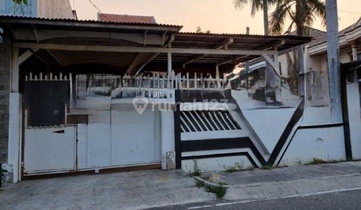 Disewa rumah luas 333 m2 pinggir jalan di sunter 2