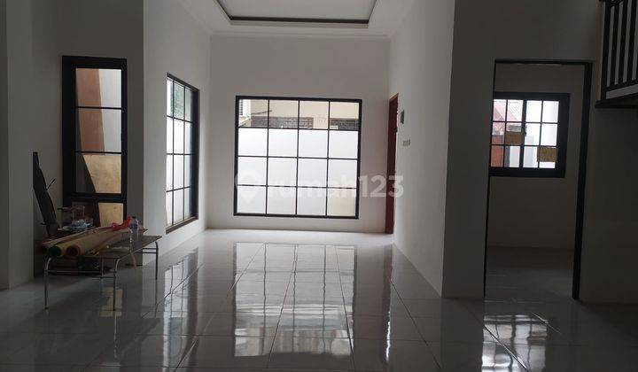 Dijual Rumah 2 Lt Minimalis Baru Renov Di Kramat Jaya Baru Jakpus 1