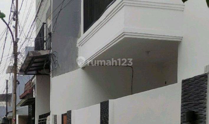 Dijual Rumah 2 Lt Minimalis Baru Renov Di Kramat Jaya Baru Jakpus 2