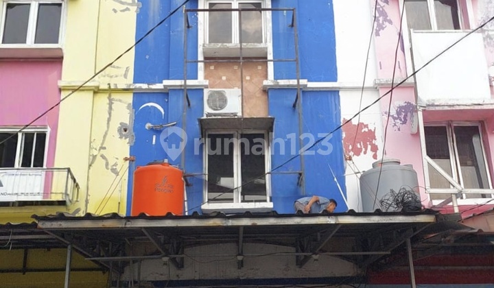 For Quick Sale: 2.5-Story Shop House Facing Strategic Road in Harapan Indah, Bekasi For Quick Sale: 2.5-Story Shop House Facing Strategic Road in Harapan Indah, Bekasi