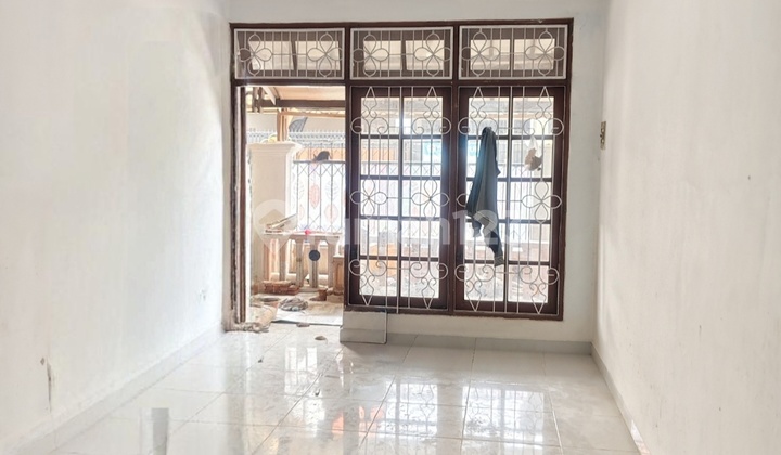 Sewa Rumah 1,5 Lt Siap Huni Di Harapan Indah Bekasi 2