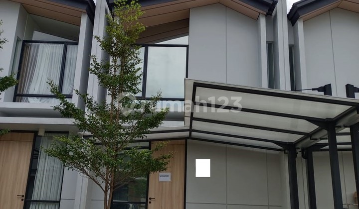For Rent Luxury House Waterfront Cluster Lippo Cikarang