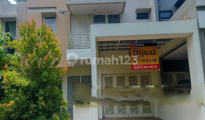 Dijual Rumah Ada Kolam Renang Cluster Syailendra Karawang Barat