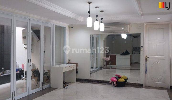 Dijual Rumah Mewah 2 Lantai Taman Menteng Lippo Cikarang 2