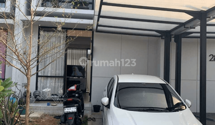 Dijual Over Kredit Rumah 2 Lantai Cluster Waterfront Lippo Cikarang 1