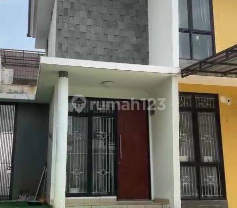 Disewaka Rumah 2 Lantai Cluster Simpruk Summerbliss, Lippo Cikarang 1