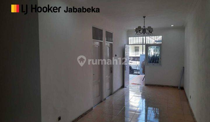 Dijual Rumah Beserta Tempat Usaha Perum Cikarang Baru Jababeka 2