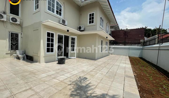 Disewakan Rumah Mewah Siap Huni Lokasi Strategis Cluster Menteng Lippo Cikarang 1