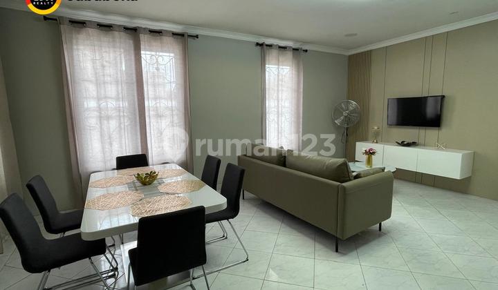 Disewakan Rumah Mewah Siap Huni Lokasi Strategis Cluster Menteng Lippo Cikarang 2