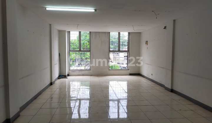 Paskal 23 Block C Commercial Building Paskal 23 Block C Commercial Building