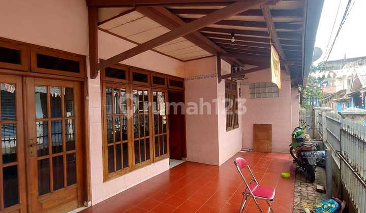 Rumah Lokasi Strategis di Sayap Pagarsih