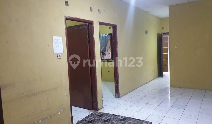 House with a Strategic Location and Ready to Occupy 2