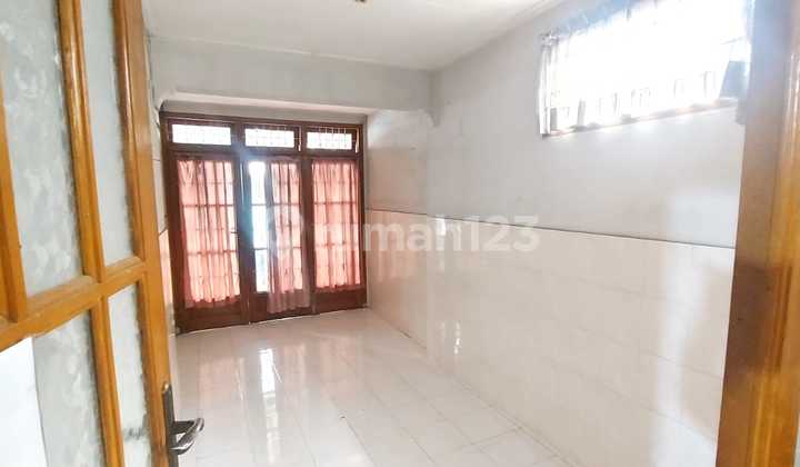 Rumah Lokasi Strategis di Sayap Pagarsih 2