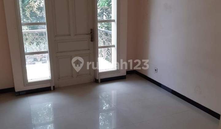 Dijual Murah Rumah Villa Ezperanza 2 Lantai 2