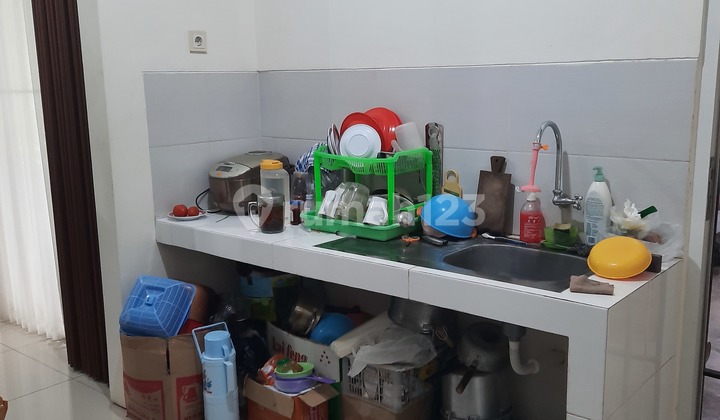 Disewakan Rumah Full Furnished di Ivy Park BSB Semarang 3