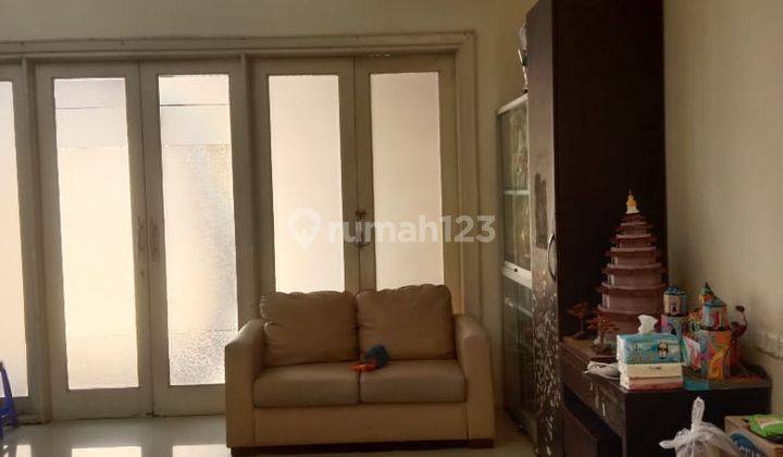 Disewakan Rumah 2 Lantai di Royal Marina 10