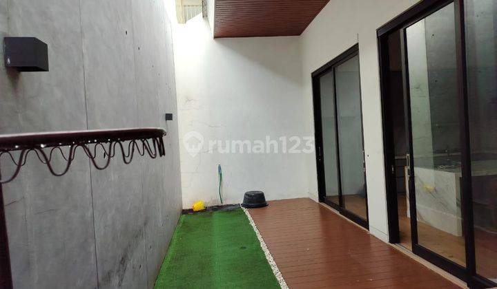 Rumah Bagus 2 Lantai di Citragrand Tembalang Semarang 2