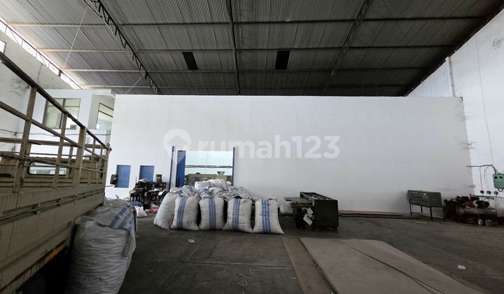 Affordable, Good Warehouse Suitable for Production in Ngaliyan, Semarang 2