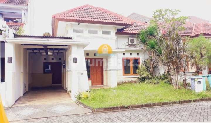 Rumah Di Graha Estetika Pedalangan, Banyumanik, Kota Semarang 1