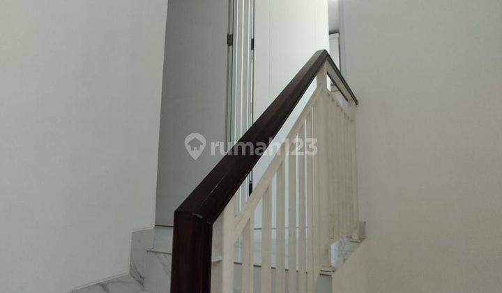 Rumah Kontrakan Bagus Tengah Kota Full Furnished 2 Lantai Di Paramount Village Semarang 2