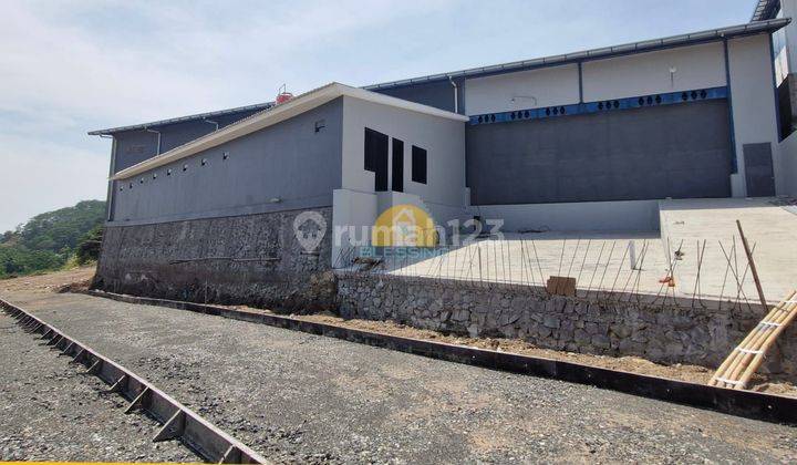 Gudang Baru Loading Dock Dekat Pintu Tol Di Kawasan Industri Gatsu Semarang 1