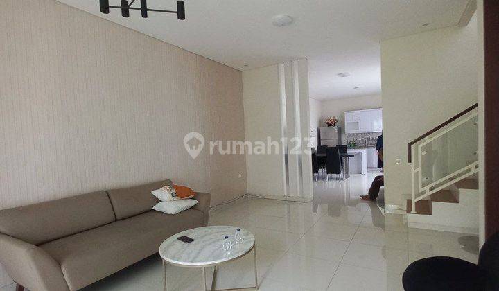 Rumah Cantik di Grand Permata Jingga Sawojajar Malang Furnish  2
