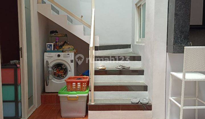 Rumah Furnished Nyaman Siap Huni di Sawojajar  12
