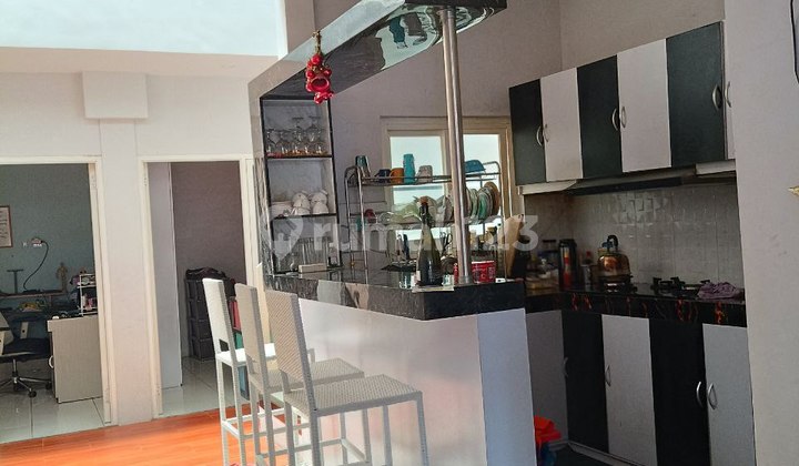 Rumah Furnished Nyaman Siap Huni di Sawojajar  14