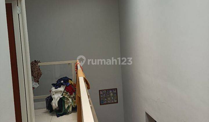 Rumah Furnished Nyaman Siap Huni di Sawojajar  16