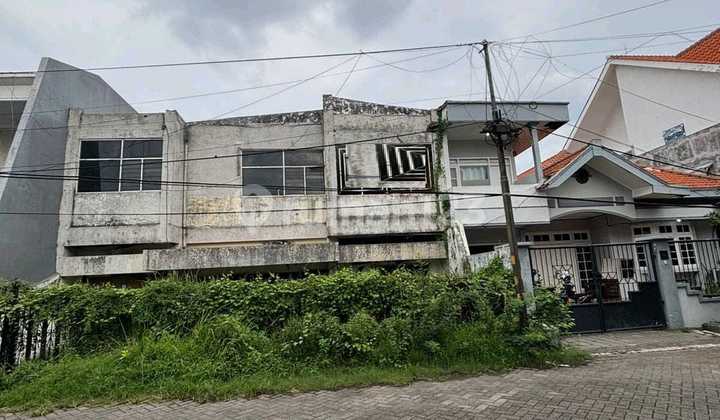 RON.A2862 MANYAR TIRTOMOYO HOUSE SURABAYA COMFORTABLE FOR FAMILY 2