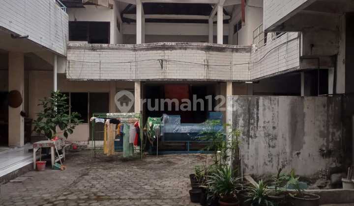 DIJUAL RUMAH Bisa dibuat sekolah, kos2an  klinik sakit SUK.A011  2