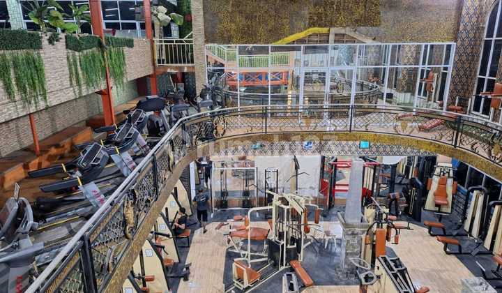 RON.A2863 GEDUNG LUAS DI MANYAR SURABAYA SIAP UNTUK USAHA RON.A2863 GEDUNG LUAS DI MANYAR SURABAYA SIAP UNTUK USAHA