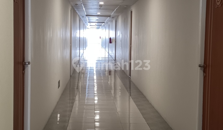 The apartment is in brand new condition, well-maintained, and just handed over.