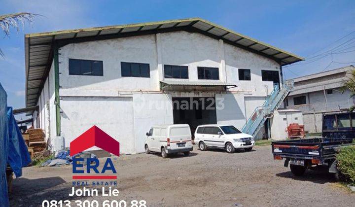 Dijual Gudang Surimulia Depan, Jalan Kembar, Lokasi Bagus. Sangat Dekat Akses Tol  2