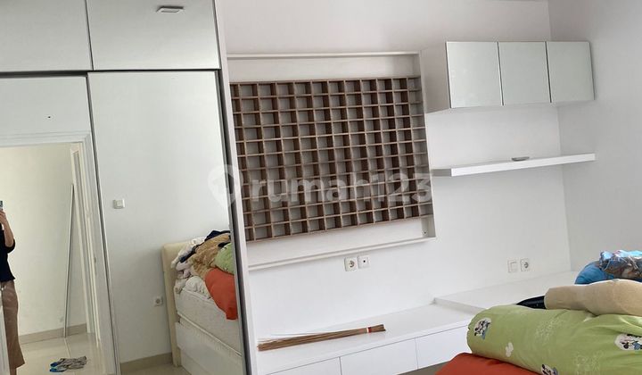 Disewakan Rumah di Bgm Pik Cluster Akasia Uk 230m2 Dengan 4 Kamar Tidur Semi Furnish Sudah Rapi Siap Huni
