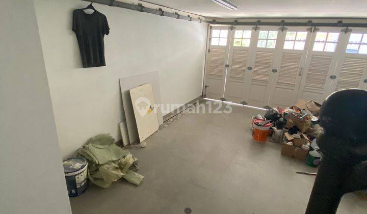 Disewakan Rumah di Bgm Pik Cluster Akasia Uk 230m2 Dengan 4 Kamar Tidur Semi Furnish Sudah Rapi Siap Huni