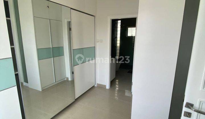 Disewakan Rumah di Bgm Pik Cluster Akasia Uk 230m2 Dengan 4 Kamar Tidur Semi Furnish Sudah Rapi Siap Huni