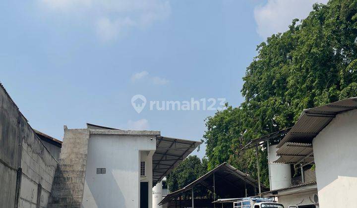 Gudang Industri Pantai Indah Kapuk Kapuk 2.544 Masuk Container 2