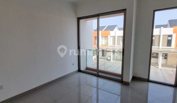 Rumah Uk 4,5x12,5 Pantai Indah Kapuk Pik2, Murah Bagus 