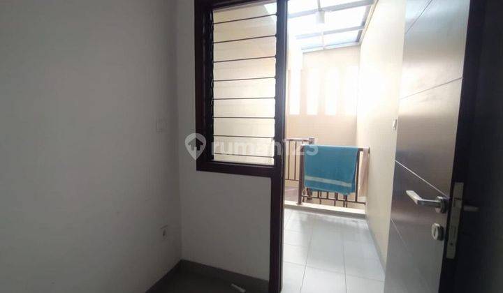 Furnished Rumah Golf Island Cluster Melody Uk 8x20 2