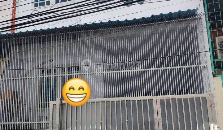 HADAP UTARA Rumah Teluk Gong Rapi Ukuran 5x13  1