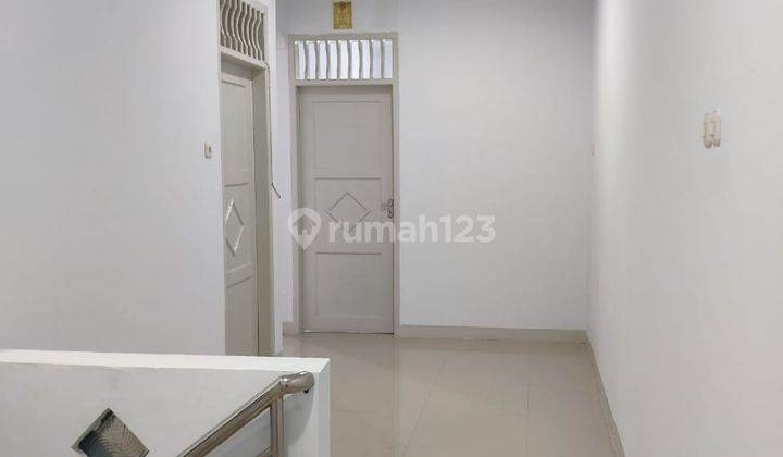 HADAP UTARA Rumah Teluk Gong Rapi Ukuran 5x13  2