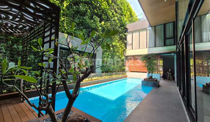 Rumah Trimaran Permai Pik1 Hadap Selatan