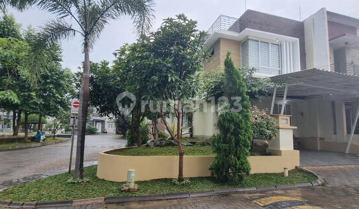 Exclusive Housing in Cibinong, Close to Toll Access, Special Corner House for Sale - Semi Furnished