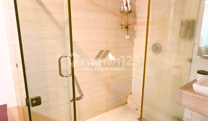 Apartement dengan View Laut - Lokasi Strategis dan Siap Huni 2